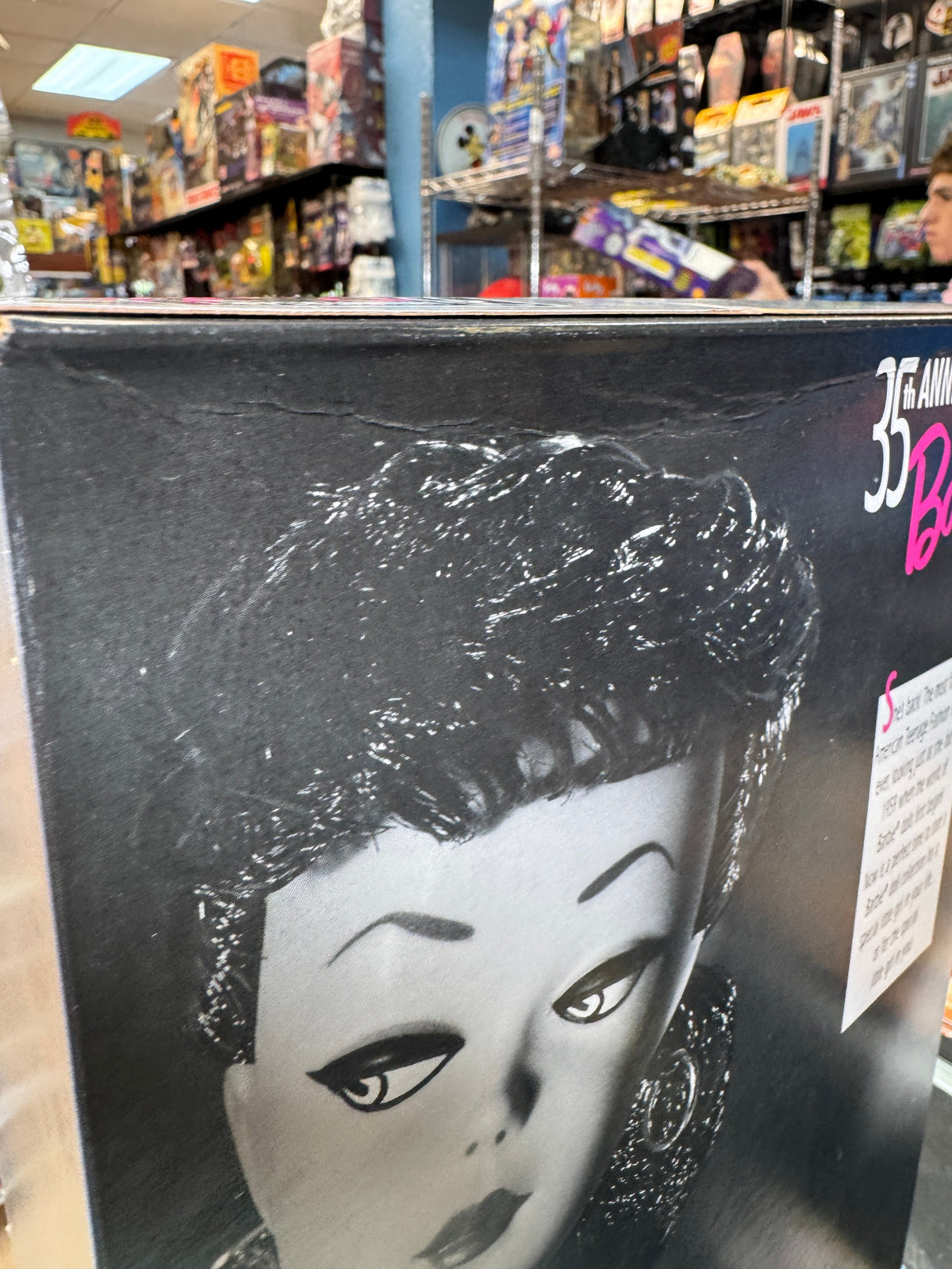 Brunette 35th Anniversary 11782 (Vintage Barbie, Mattel) SEALED product image 5, provided for visual reference and product