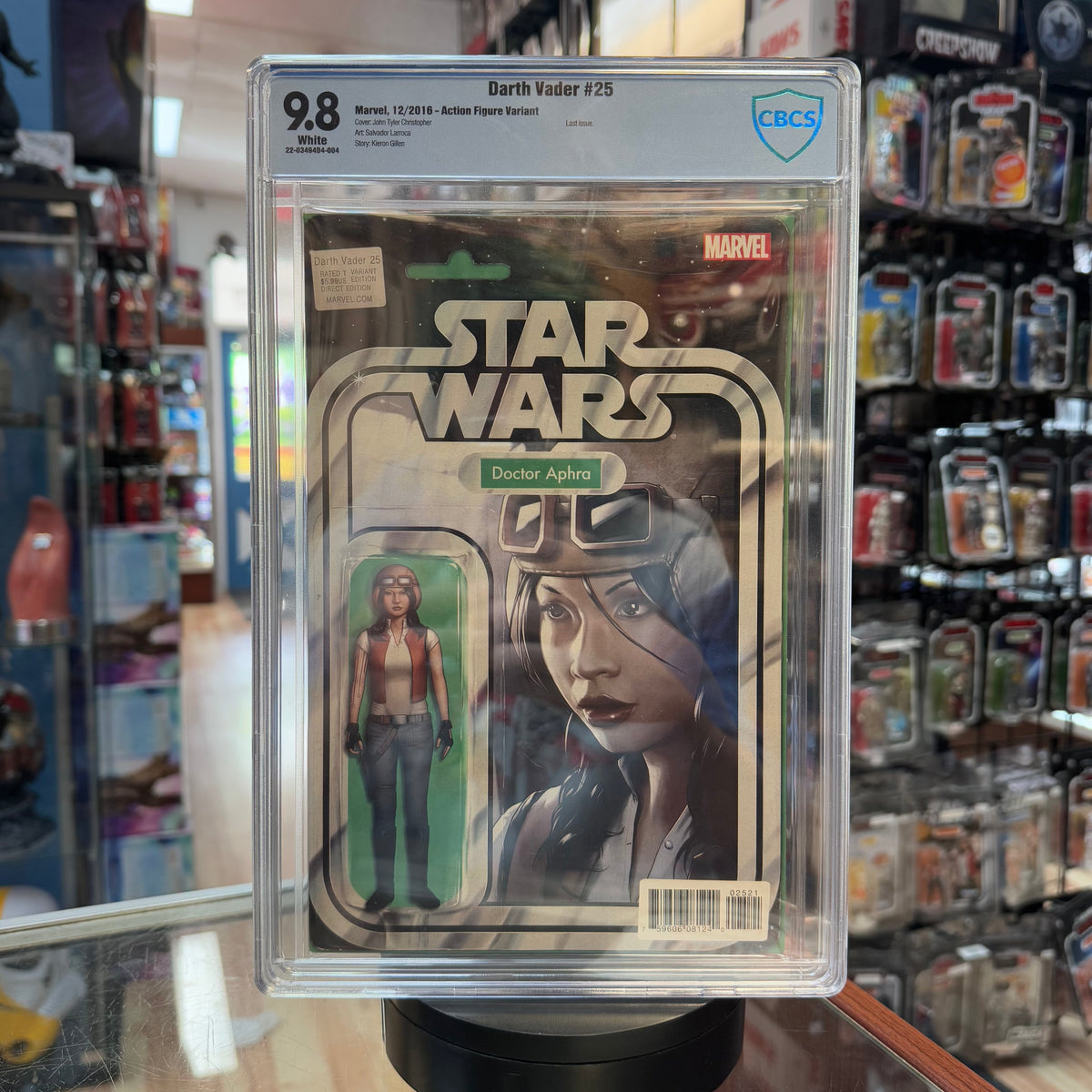 Darth Vader #25 Action Figure Variant Doctor Aphra White Pages (Lucasfilm, Marvel Comics) **CBCS Graded 9.8** product image