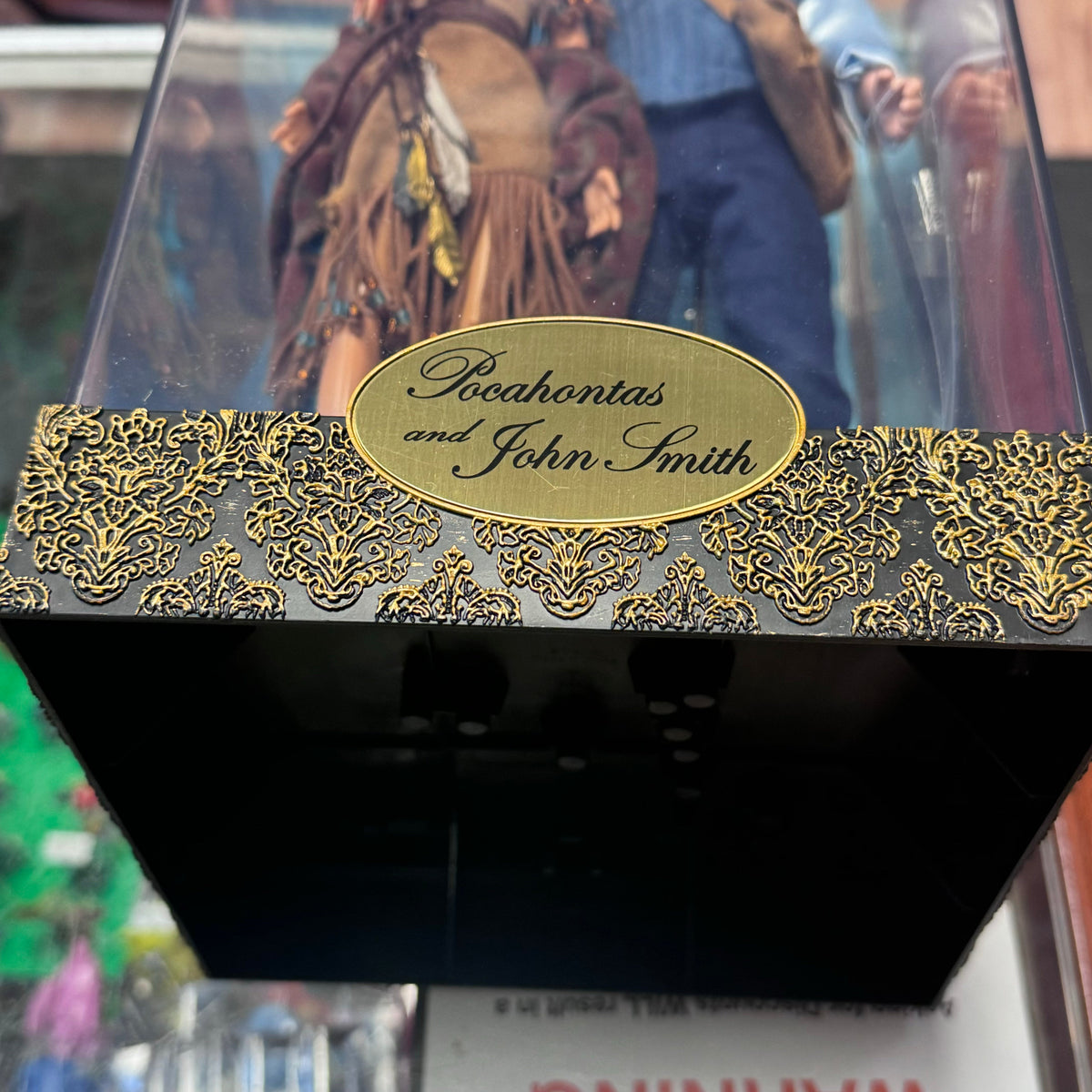 Pocahontas and John Smith Limited Edition 7068 (Disney Designer Fairytale, Walt Disney) Sealed product image 11, provided