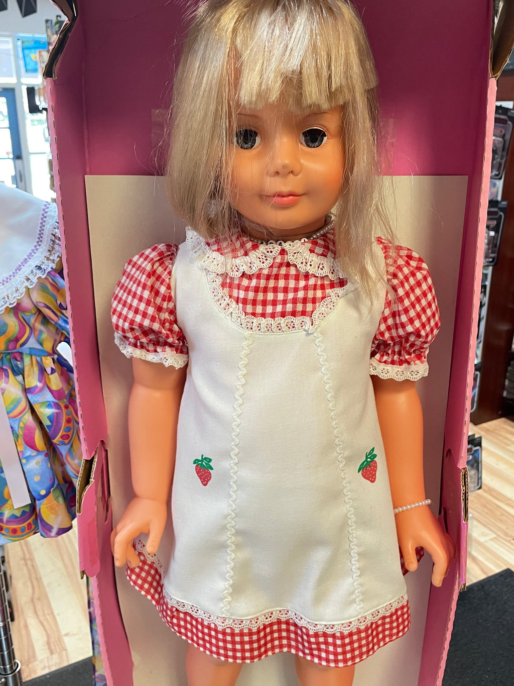Patty Play Pal Blonde 3ft (Vintage Play Doll 1981, Ideal Toys) product image 7, provided for visual reference and product