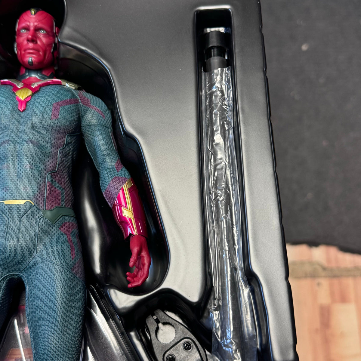 Vision Wanda Vision TMS037 (Marvel, Hot Toys) Open Box product image 10, provided for visual reference and product detail