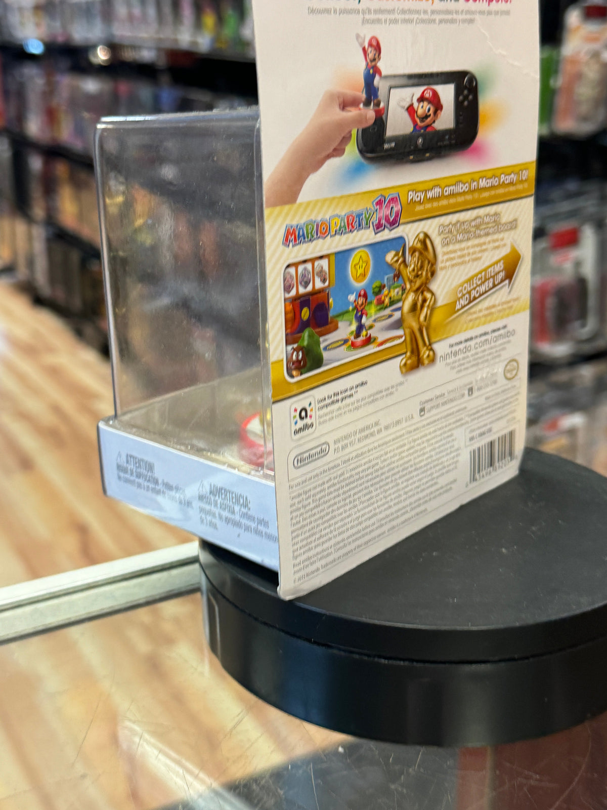 Gold Edition Super Mario (Nintendo, Amibo Life Character) SEALED product image 7, provided for visual reference and product