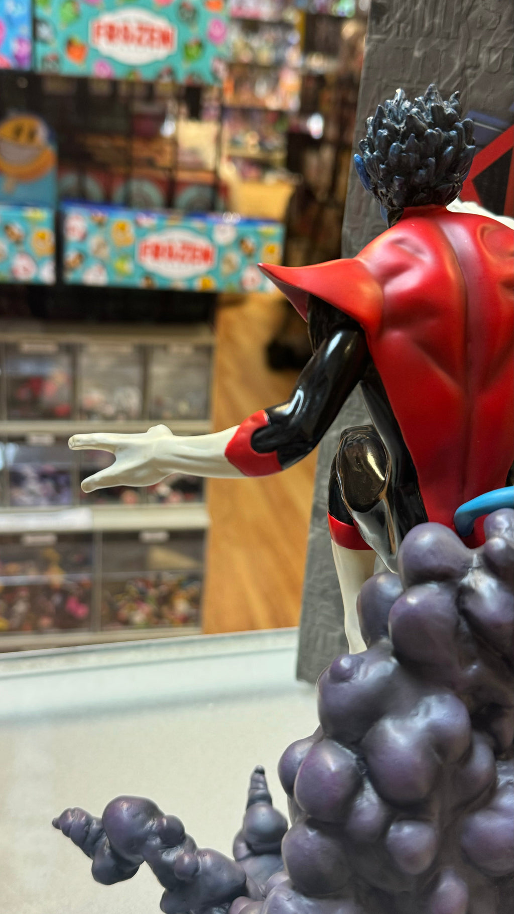 Nightcrawler X-Men 14" Statue (Bowen Designs, Marvel) Open Box product image 8, provided for visual reference and product
