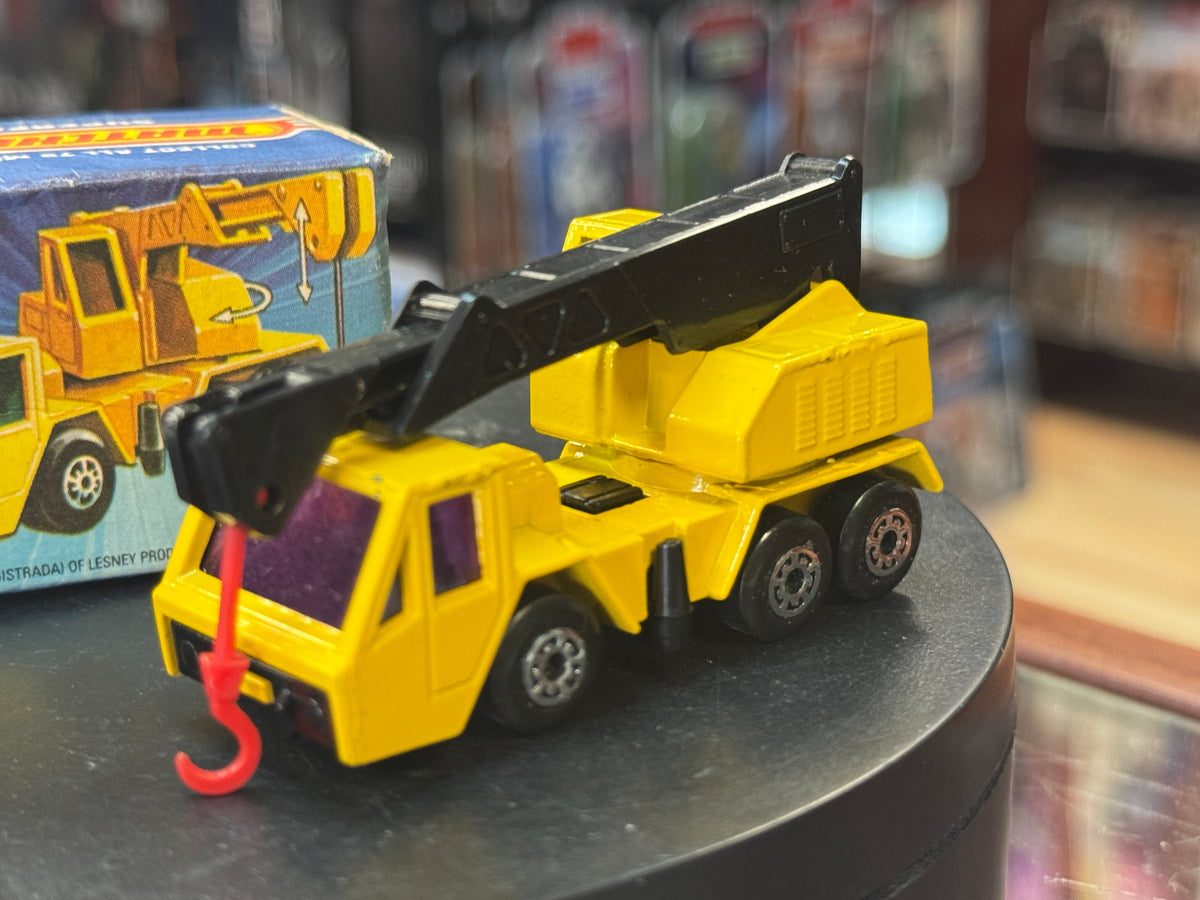 Crane Truck 49 Purple Windows Diecast (Vintage Matchbox, Lesney) product image 8, provided for visual reference and product