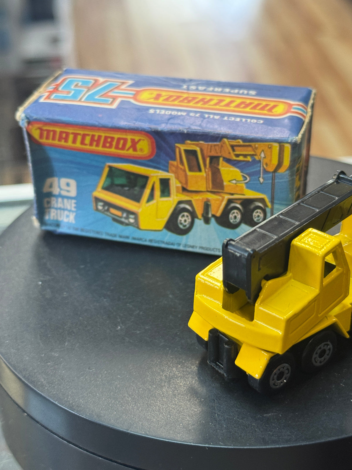 Crane Truck 49 Purple Windows Diecast (Vintage Matchbox, Lesney) product image 4, provided for visual reference and product