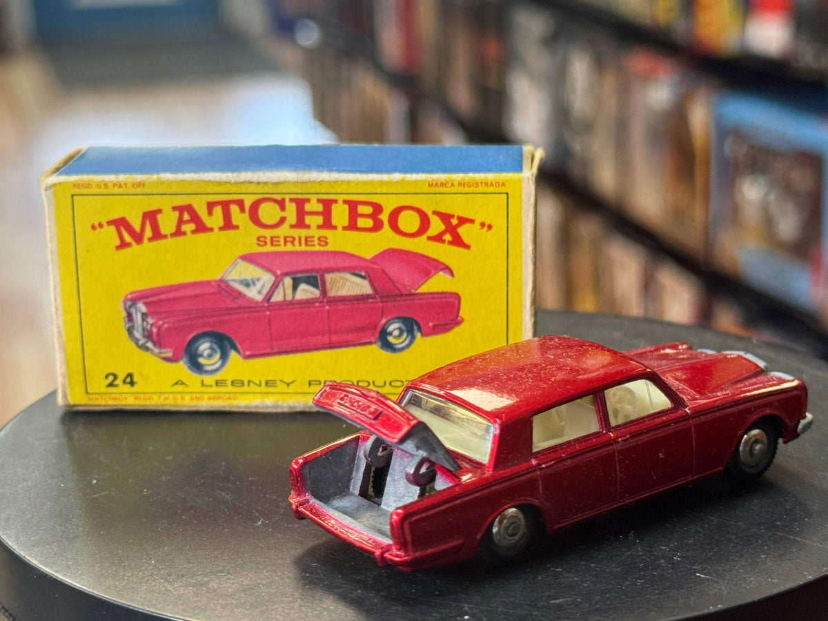 Rolls Royce Silver Shadow Diecast (Vintage Matchbox, Lesney) product image 18, provided for visual reference and product