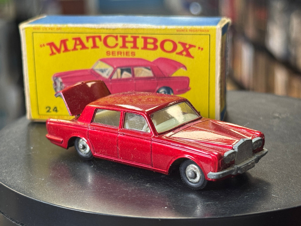 Rolls Royce Silver Shadow Diecast (Vintage Matchbox, Lesney) product image 16, provided for visual reference and product