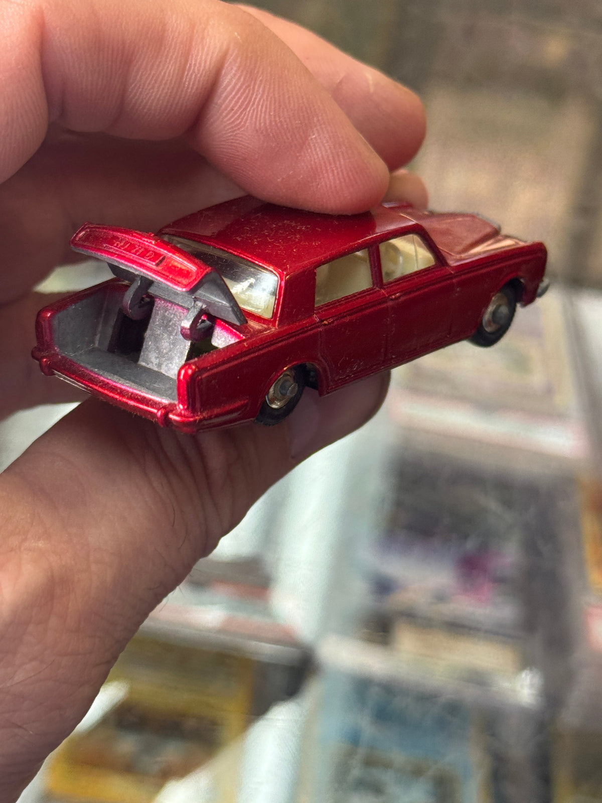 Rolls Royce Silver Shadow Diecast (Vintage Matchbox, Lesney) product image 10, provided for visual reference and product