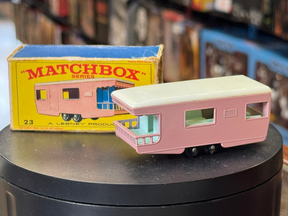 Trailer Caravan 23 Diecast (Vintage Matchbox, Lesney) product image 1, provided for visual reference and product detail