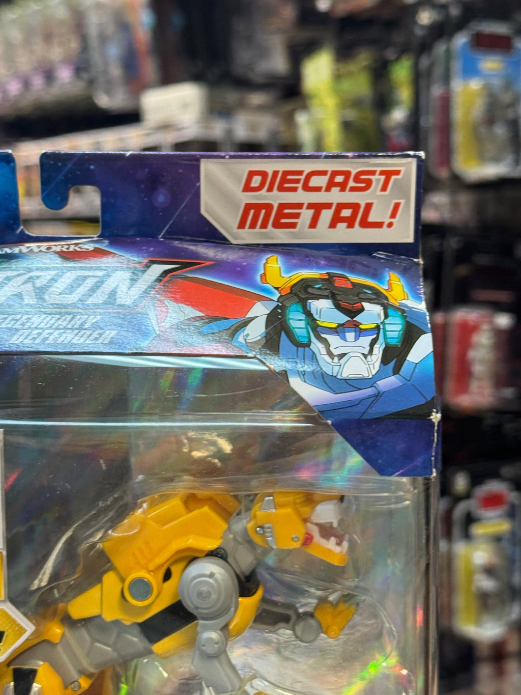 Yellow Lion Metal Defender (Voltron, Playmates) SEALED product image 3, provided for visual reference and product detail