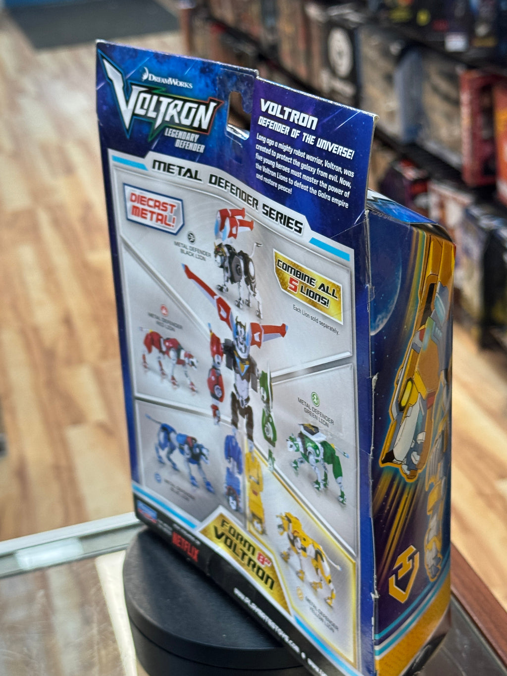 Yellow Lion Metal Defender (Voltron, Playmates) SEALED product image 8, provided for visual reference and product detail