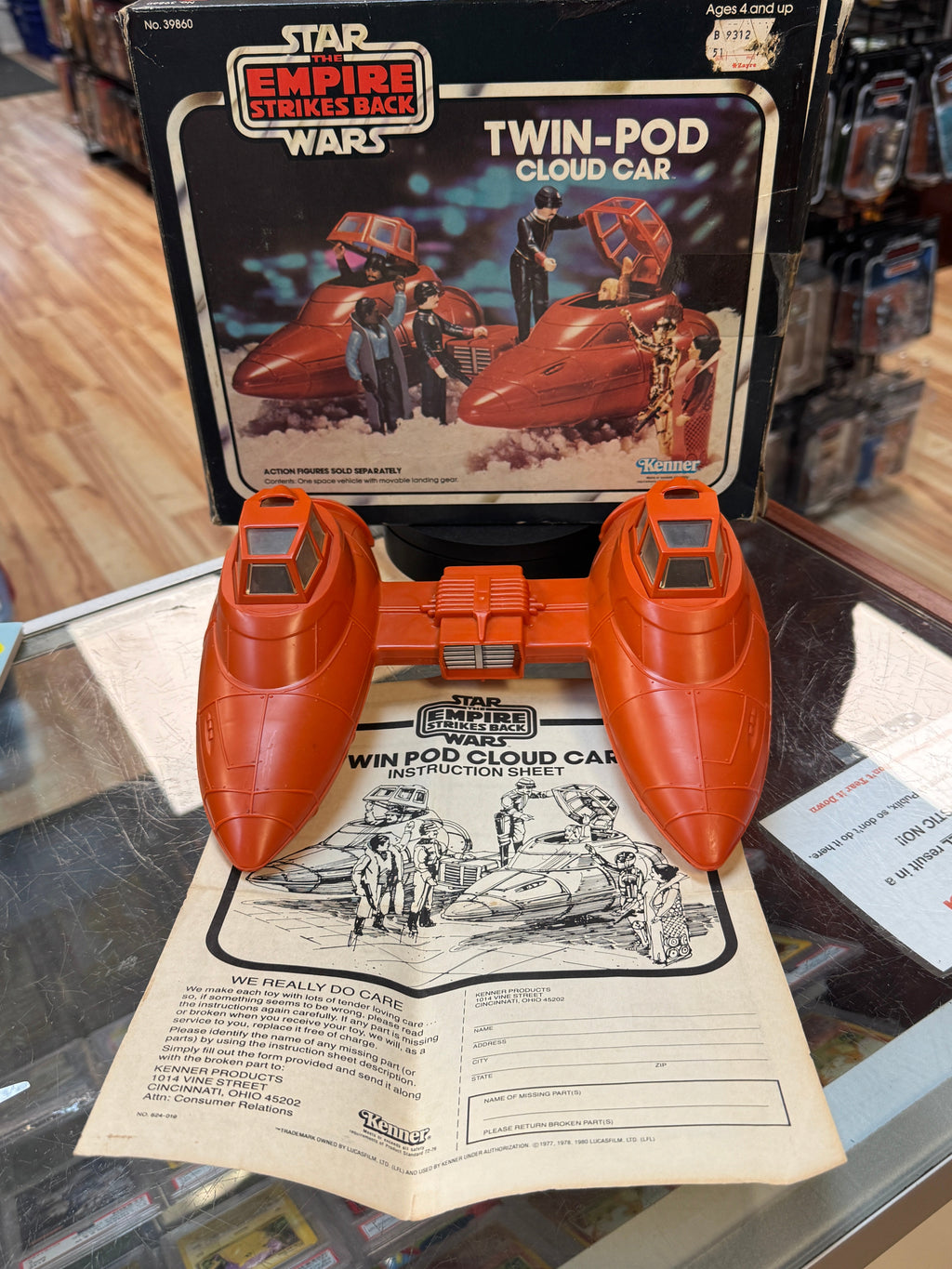 Twin Pod Cloud Car with Box 9303 (Vintage Star Wars, Kenner) COMPLETE product image 1, provided for visual reference and