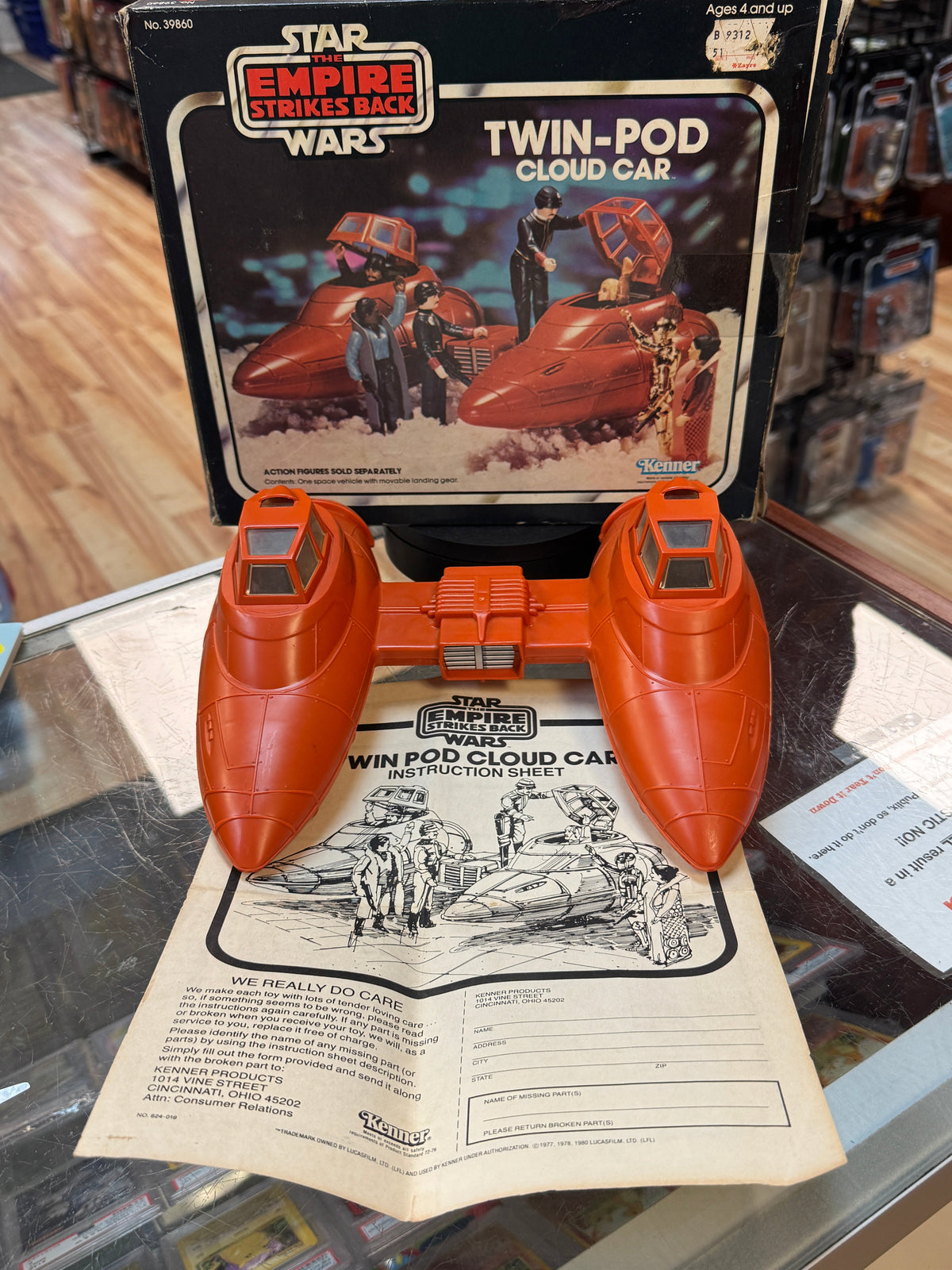 Twin Pod Cloud Car with Box 9303 (Vintage Star Wars, Kenner) COMPLETE product image 1, provided for visual reference and