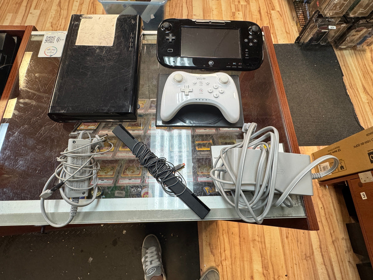 Wii U Console with Accessories & Wipeout (Nintendo, Video Game) **TESTED WORKING** product image 1, provided for visual