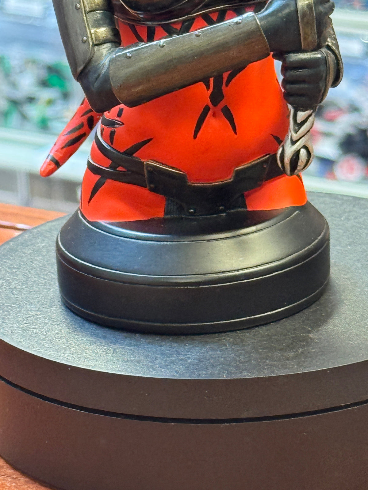 Darth Talon Mini Bust Statue (Star Wars, Gentle Giant) product image 6, provided for visual reference and product detail