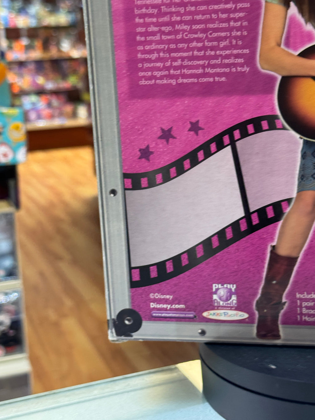 Hannah Montana The Movie Doll (Vintage Barbie Style, Jakks) product image 8, provided for visual reference and product
