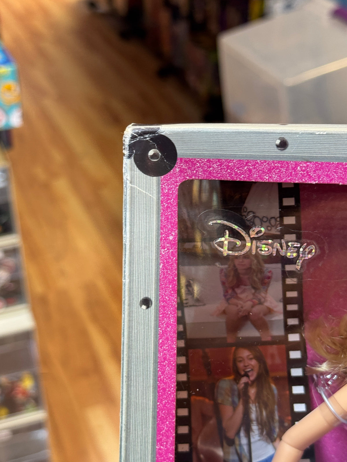 Hannah Montana The Movie Doll (Vintage Barbie Style, Jakks) product image 6, provided for visual reference and product