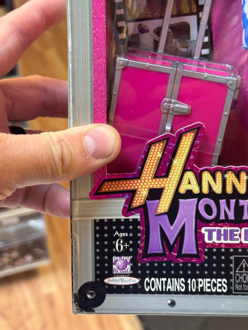 Hannah Montana The Movie Doll (Vintage Barbie Style, Jakks) product image 5, provided for visual reference and product