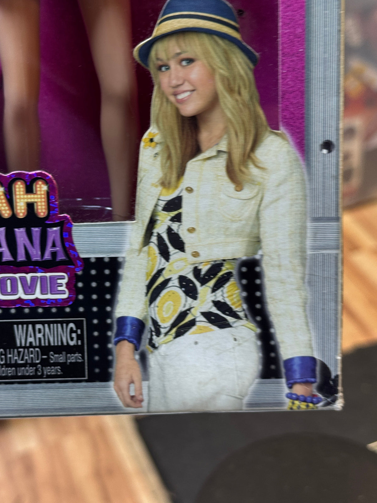 Hannah Montana The Movie Doll (Vintage Barbie Style, Jakks) product image 4, provided for visual reference and product