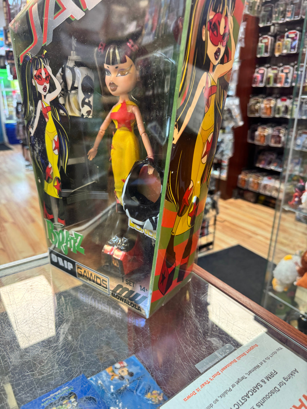 Jade Mowalola -Gawds- (Bratz, MGA Entertainment) **SEALED** product image 3, provided for visual reference and product