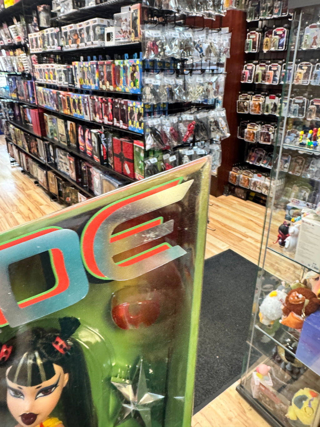 Jade Mowalola -Gawds- (Bratz, MGA Entertainment) **SEALED** product image 7, provided for visual reference and product