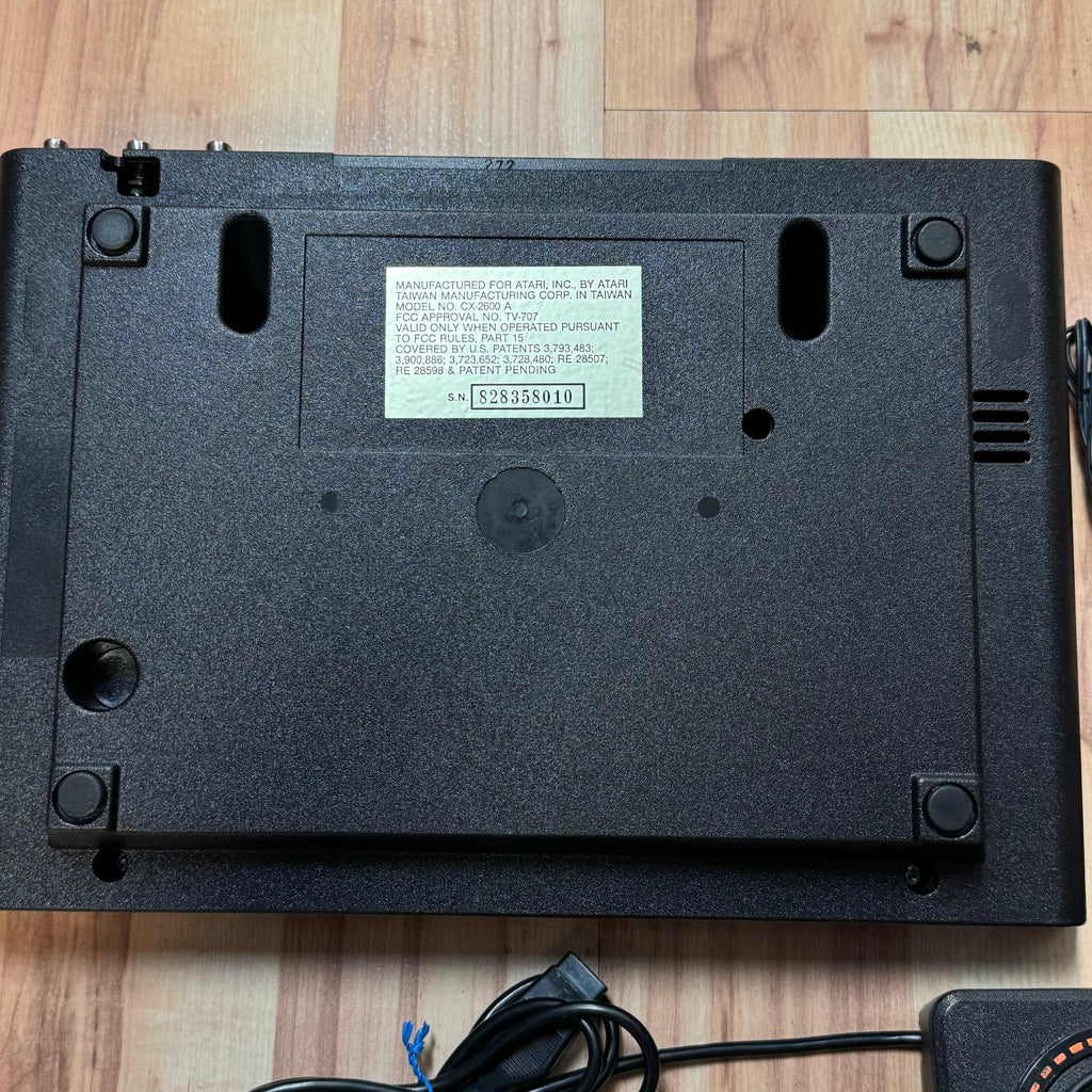 Atari 2600 AV Modded 5715 (Vintage Atari, Gaming System) TESTED WORKING With Games product image 10, provided for visual