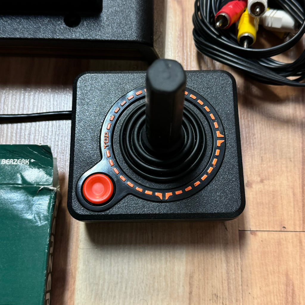 Atari 2600 AV Modded 5715 (Vintage Atari, Gaming System) TESTED WORKING With Games product image 11, provided for visual