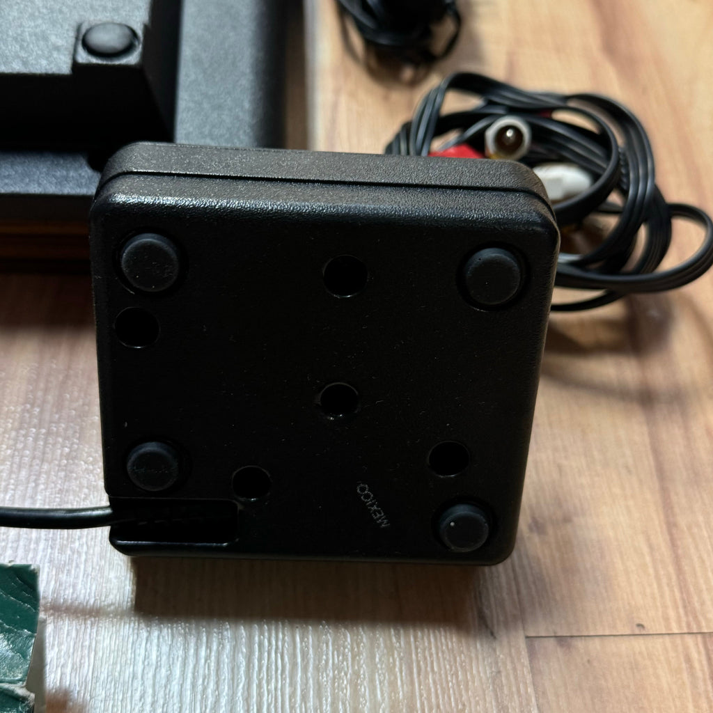 Atari 2600 AV Modded 5715 (Vintage Atari, Gaming System) TESTED WORKING With Games product image 12, provided for visual