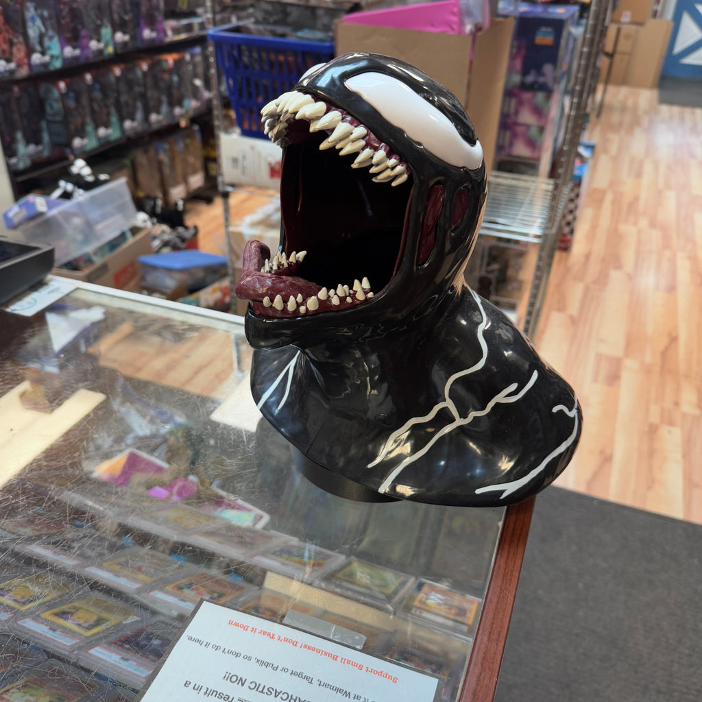 Venom Popcorn Bucket 9091 (Venom the last Dance, Regal) product image 1, provided for visual reference and product detail