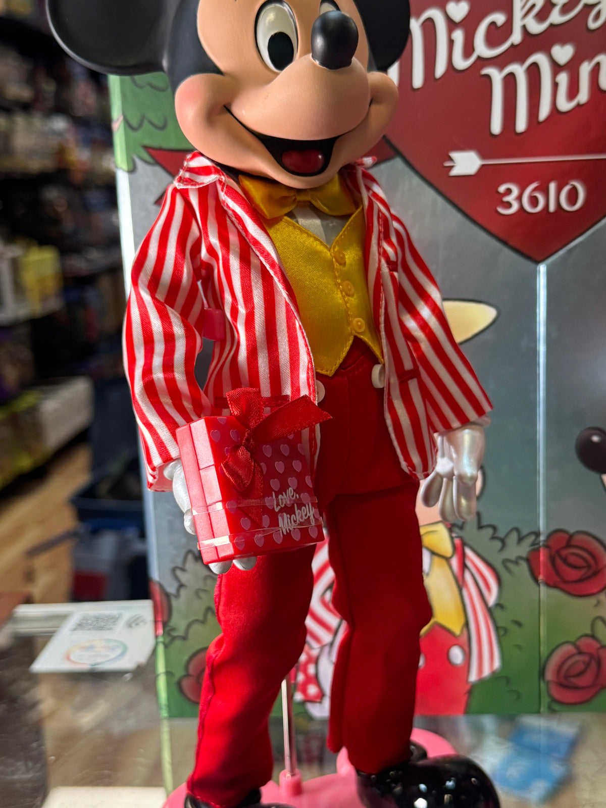 Mickey & Minnie Mouse 12" Doll LE (Disney World, Valentines Day) **OPEN BOX** product image 3, provided for visual reference