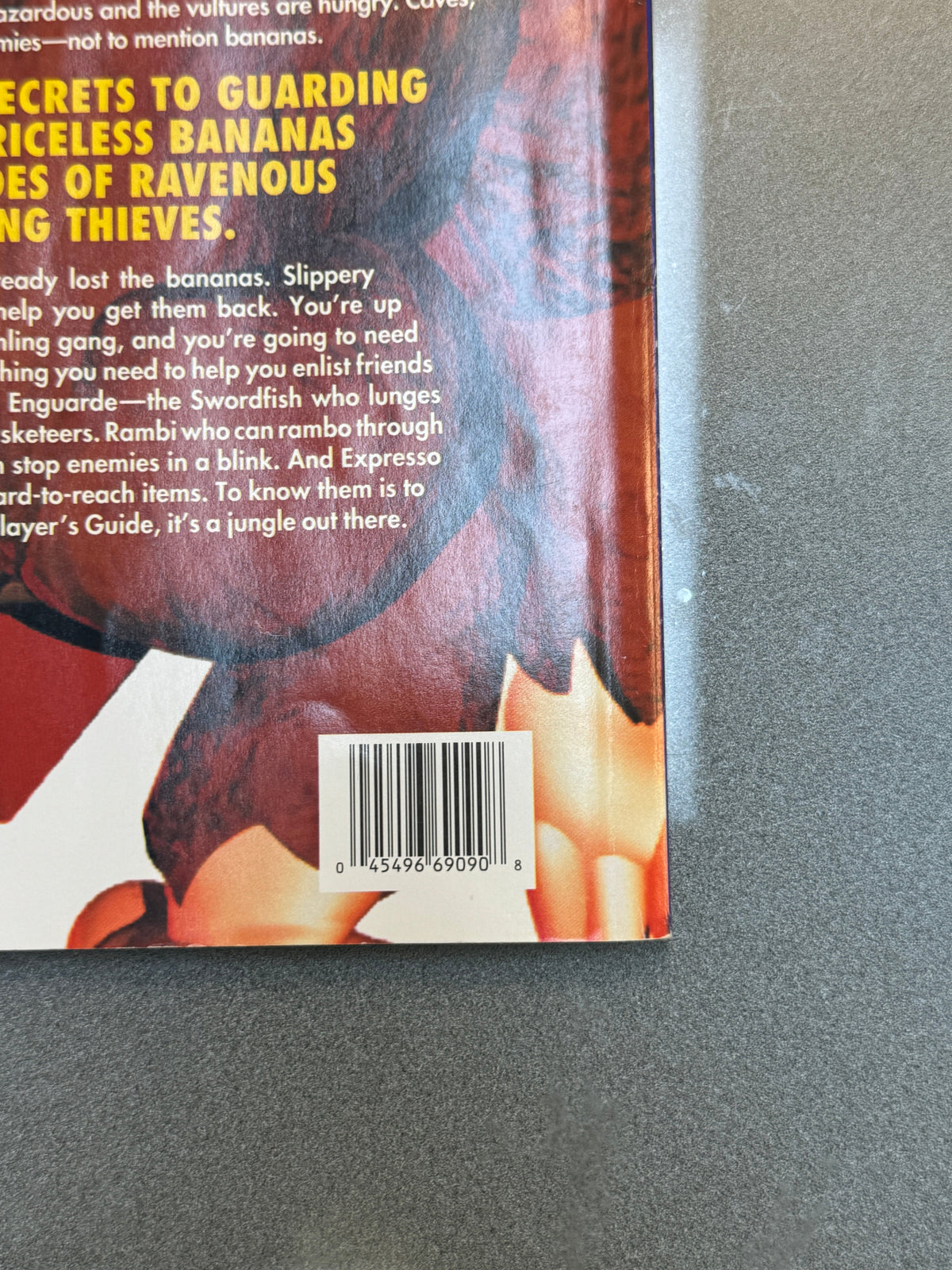 Donkey Kong Country Players Guide (Nintendo SNES, Video Game) product image 9, provided for visual reference and product