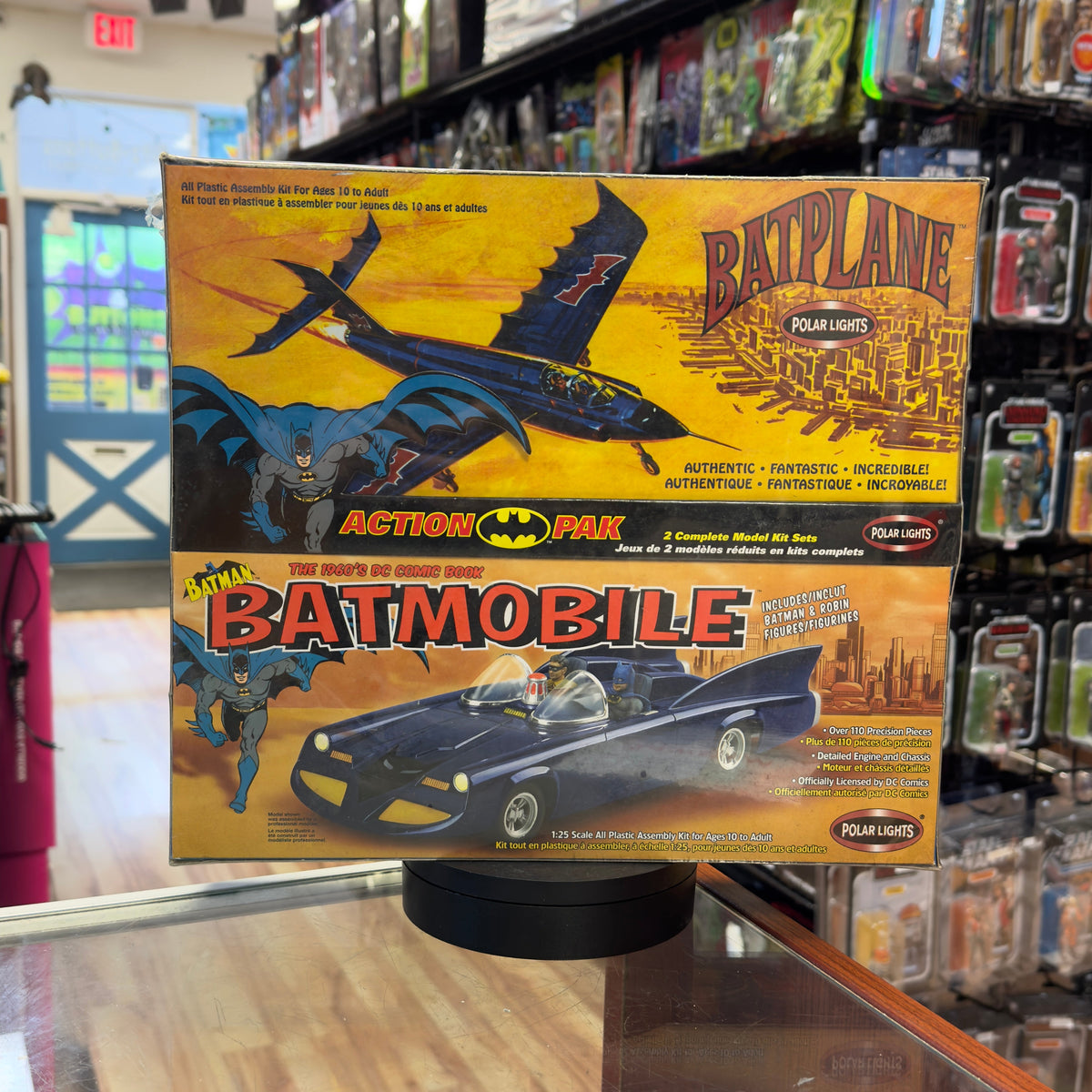Batmobile/Batplane 2 Pack Model Kit (Batman, Playing Mantis) Sealed product image 1, provided for visual reference and