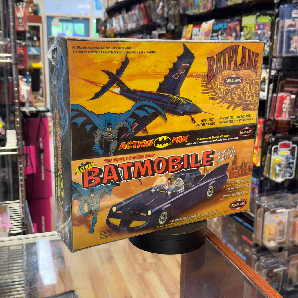 Batmobile/Batplane 2 Pack Model Kit (Batman, Playing Mantis) Sealed product image 5, provided for visual reference and