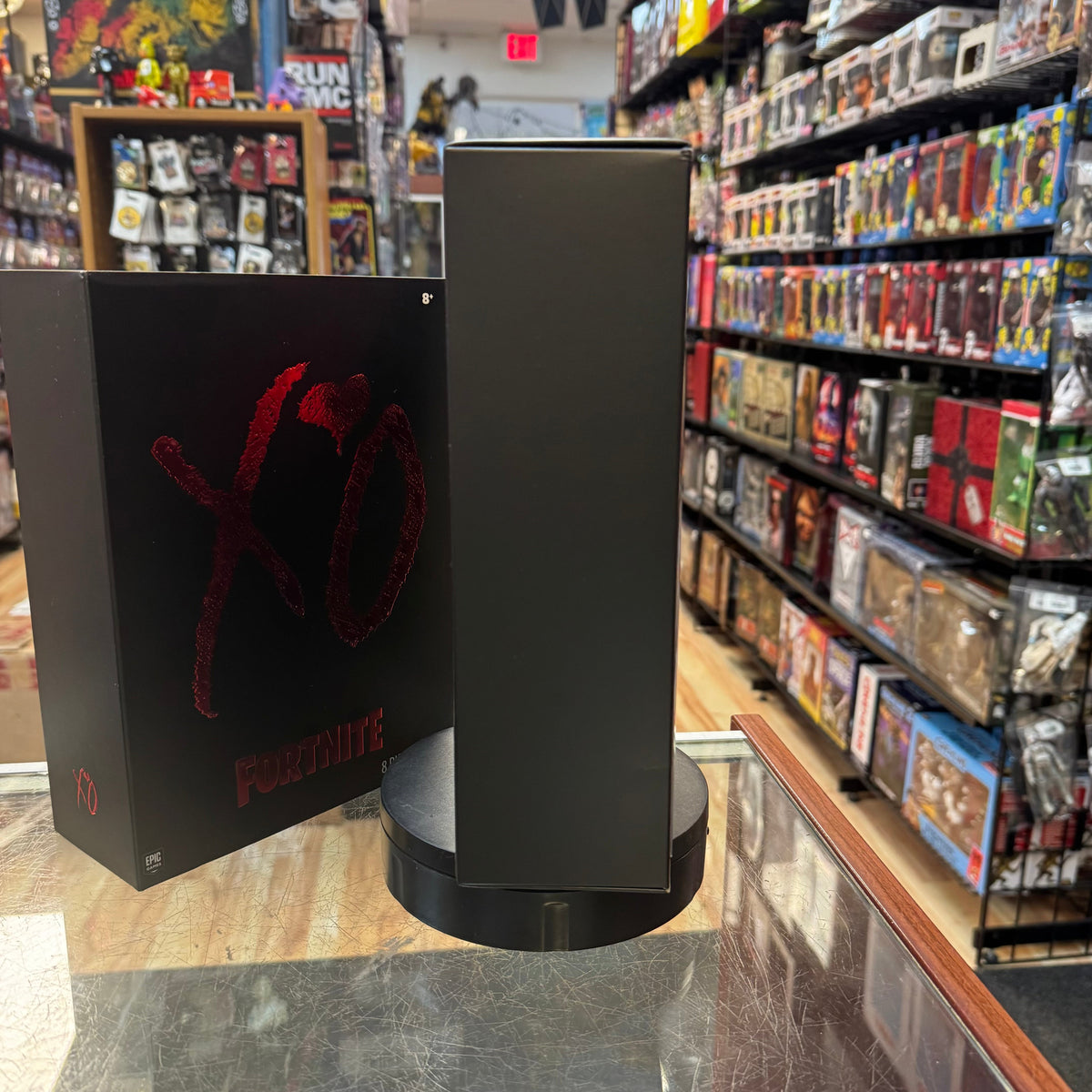 The Weekend XO (Fortnite, Jazwares) **SEALED** product image 4, provided for visual reference and product detail review