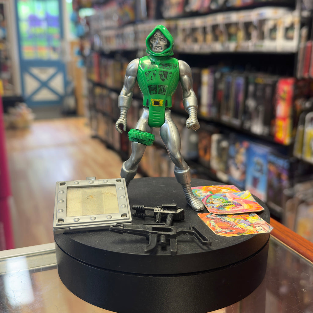 Dr. Doom 7751 (Mattel, Marvel Secret Wars) With Accessories product image 1, provided for visual reference and product