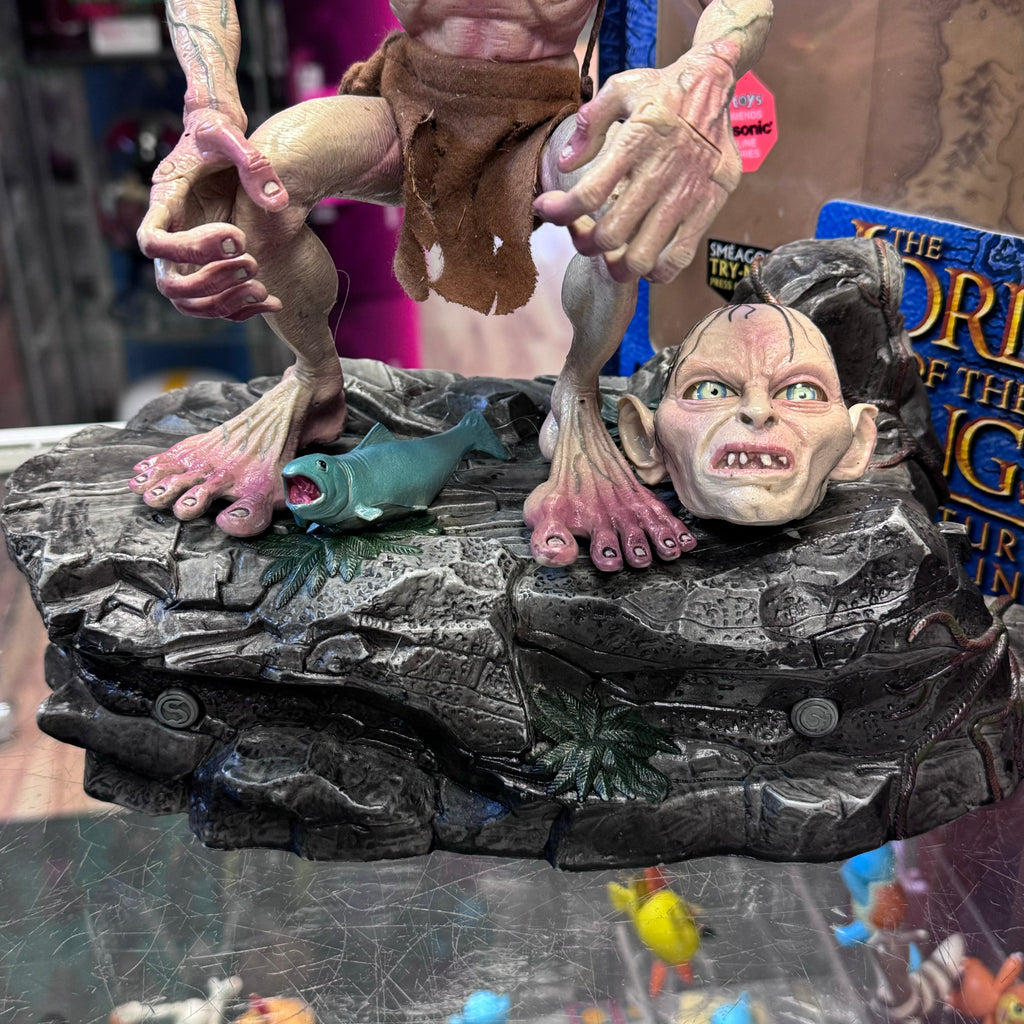 Electronic Talking Gollum (Lord of the Rings, ToyBiz) Open Box product image 8, provided for visual reference and product