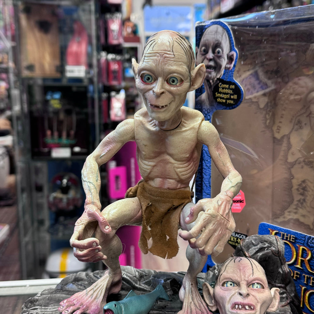 Electronic Talking Gollum (Lord of the Rings, ToyBiz) Open Box product image 9, provided for visual reference and product