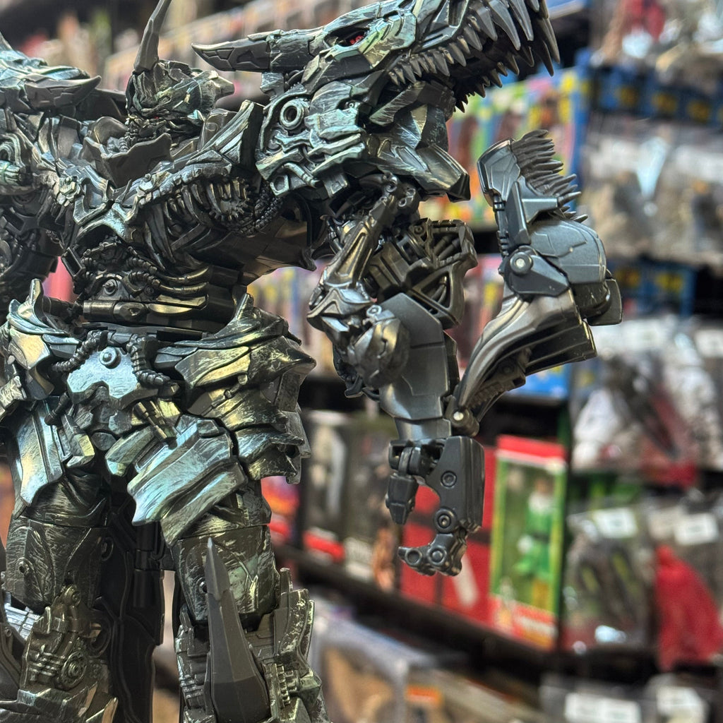Grimlock SS-07 Leader Class W/ DK-06 Upgrade Kit (Transformers Studio Series, Hasbro) product image 7, provided for visual