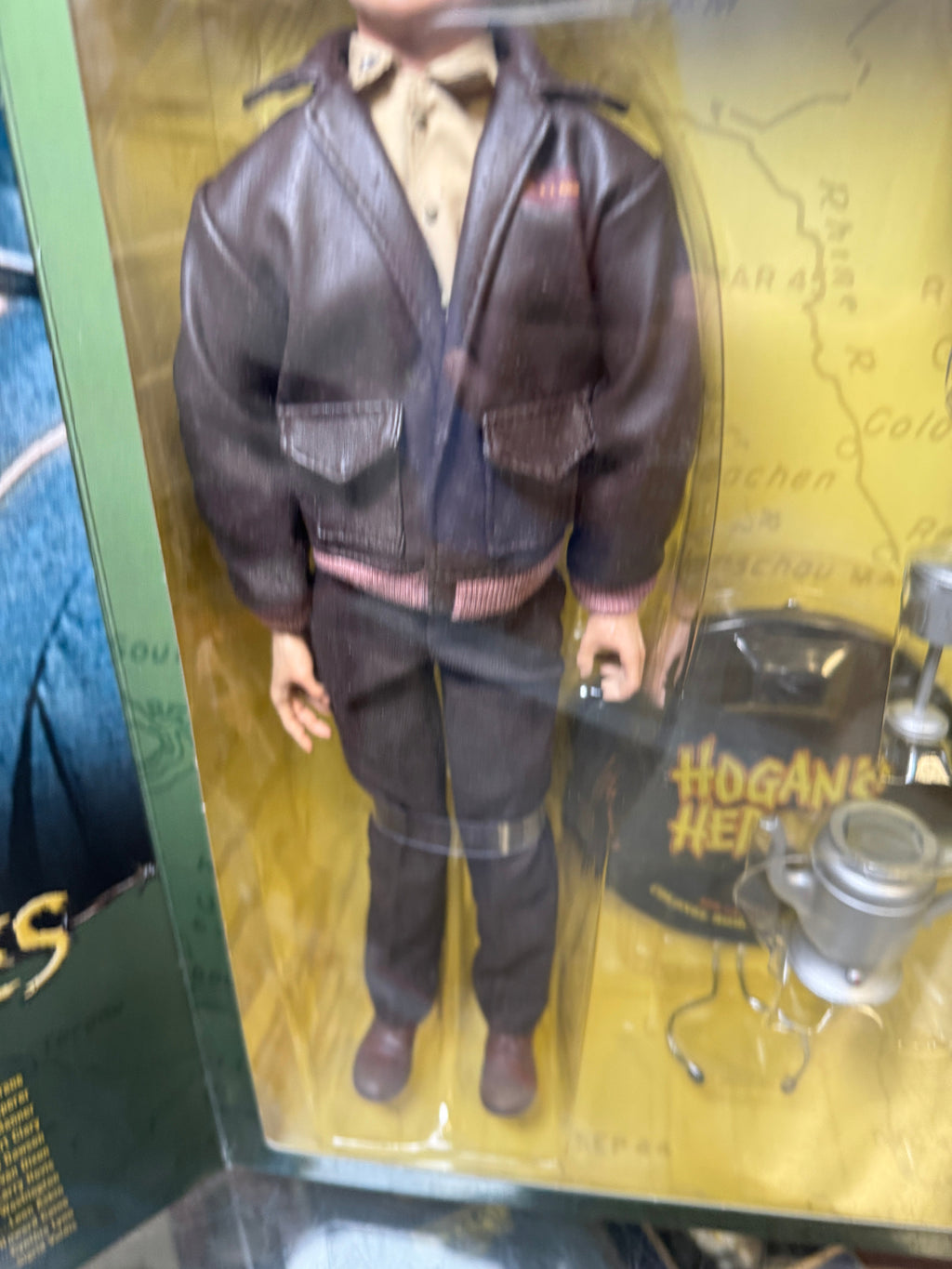 Col Robert Hogan 1/6 Scale (Hogans Heroes, Sideshow) NEW product image 5, provided for visual reference and product detail