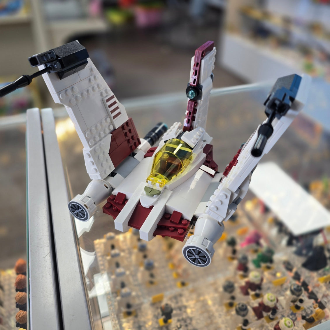 75432 V-19 Torrent Starfighter (Previously Owned) product image 1, provided for visual reference and product detail review