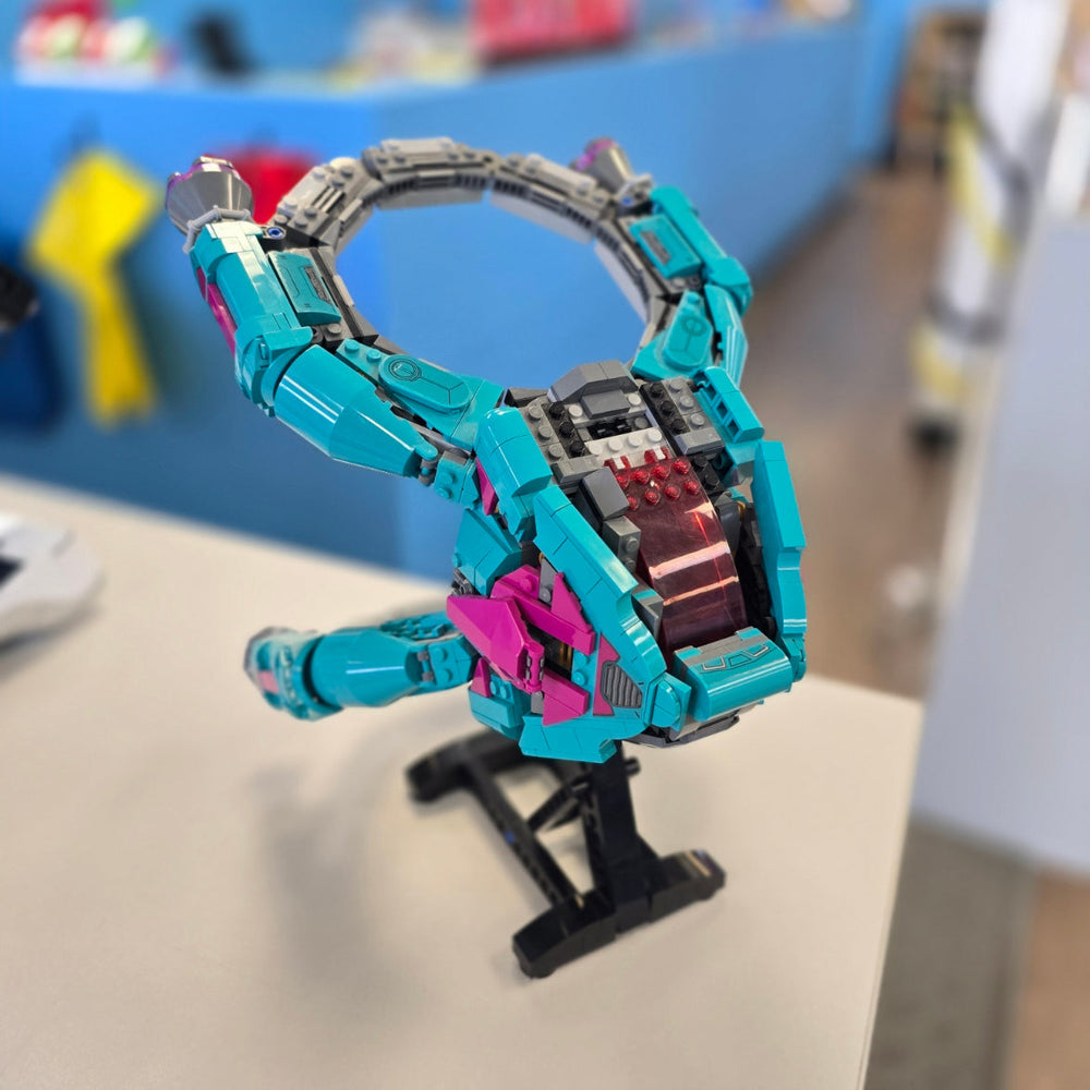 76255 The New Guardian's Ship (Previously Owned)