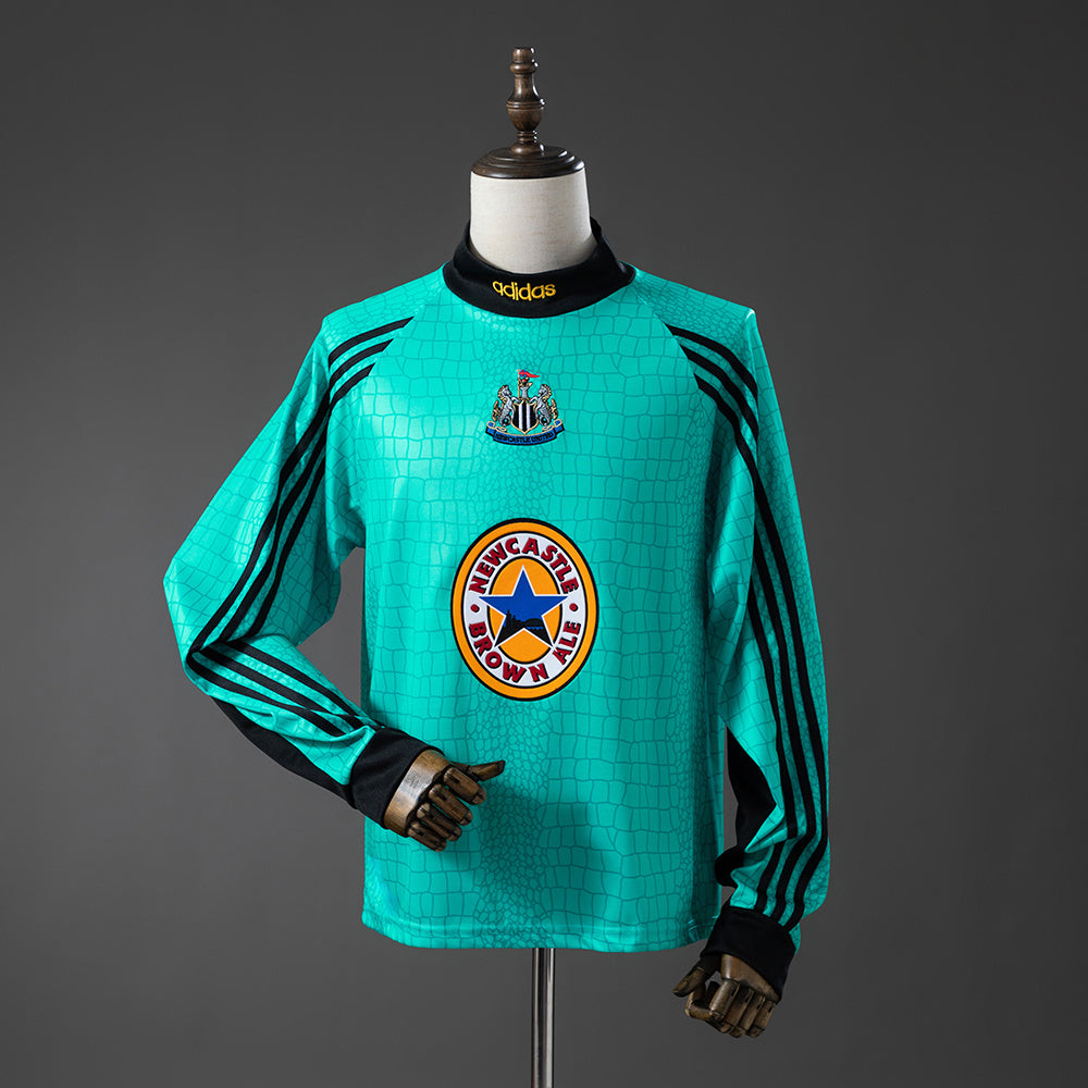 Newcastle United Goalkeeper Jersey 1997-98 Retro Long product image 1