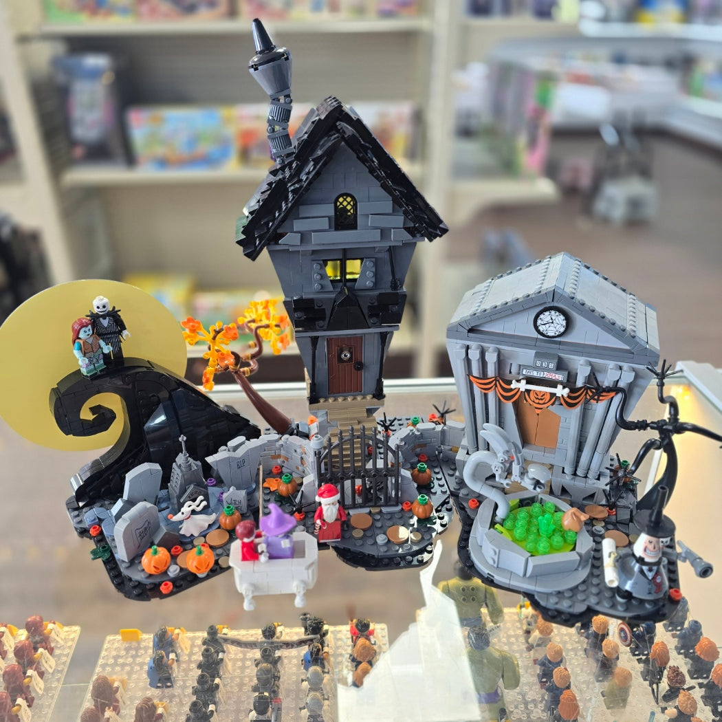 21351 Disney Tim Burton's The Nightmare Before Christmas (Previously Owned) product image 1, provided for visual reference