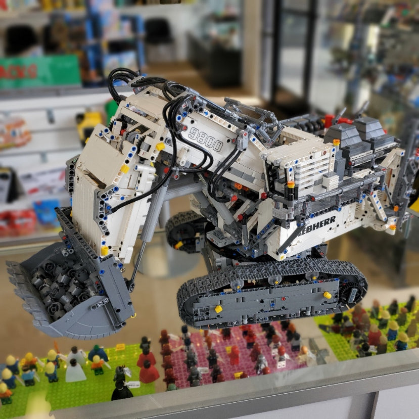 42100 LEGO Technic Liebherr R 9800 (Retired) (Previously Owned)