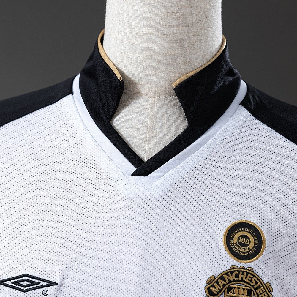 Manchester United Jersey 2001-02 Double-sided Retro product image 9