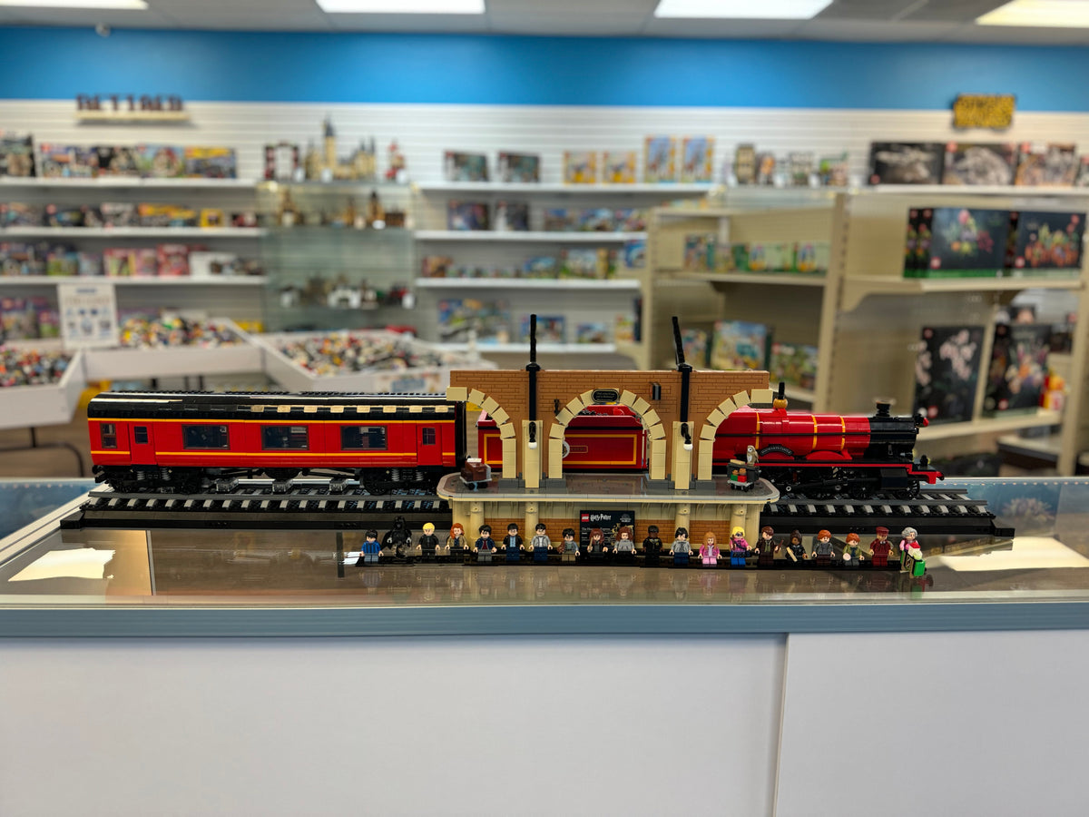 76405 Hogwarts Express - Collectors' Edition (Previously Owned) product image 1, provided for visual reference and product