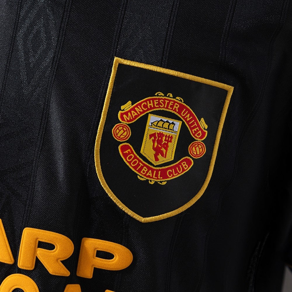Manchester United Jersey 1993-95 Away Retro Football Kit product image 4