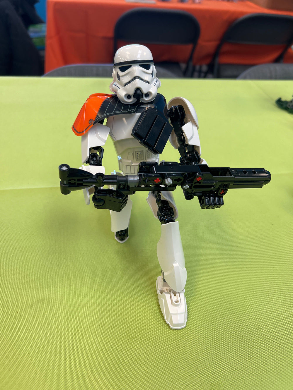 75531 Stormtrooper Commander (Retired) (Previously Owned)