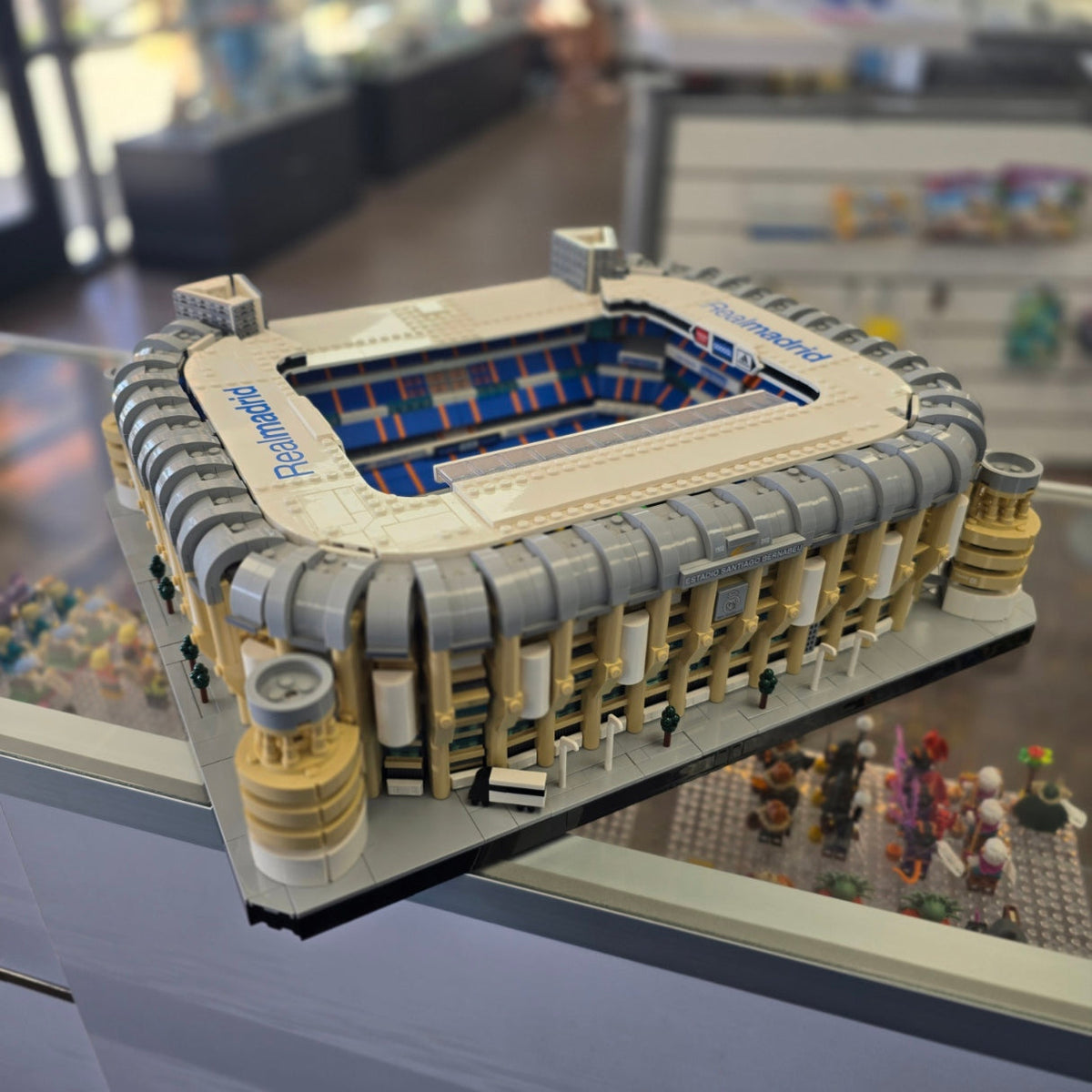 10299 Real Madrid - Santiago Bernabéu Stadium (Retired) (Previously Owned) product image 1, provided for visual reference