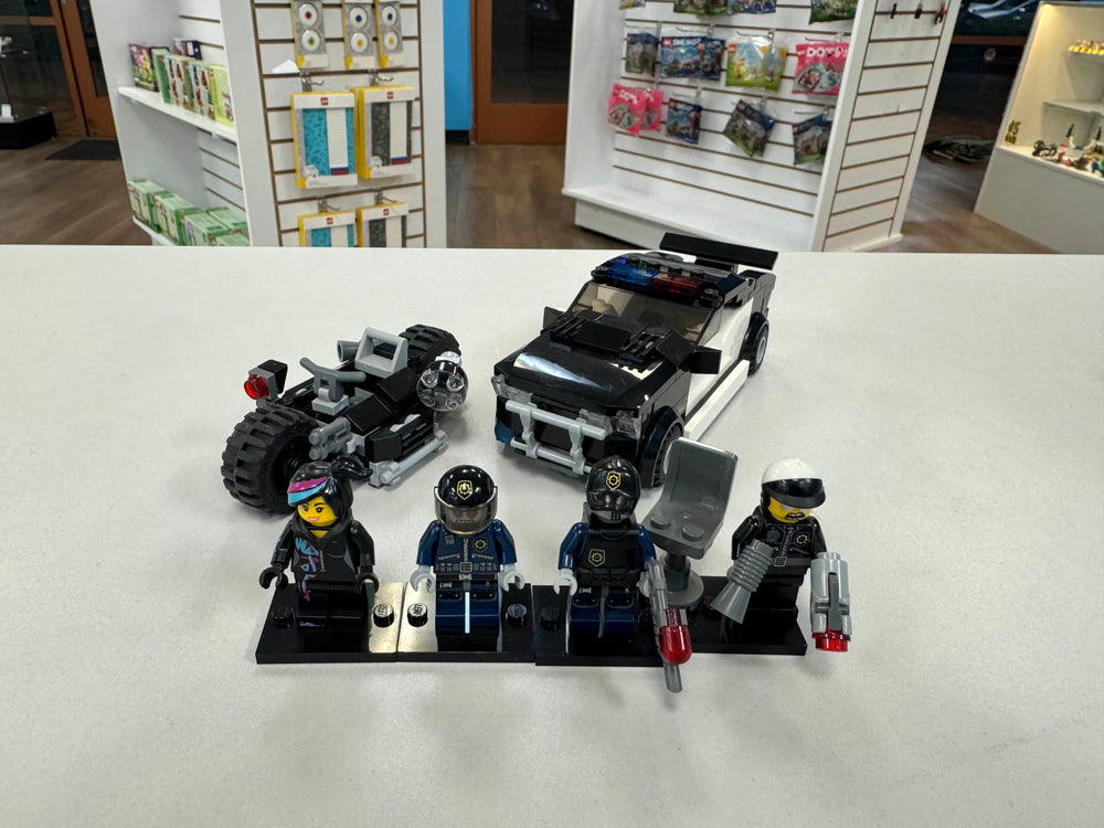70819 Bad Cop Car Chase (Retired) (Previously Owned)